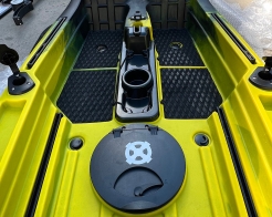 Професионален SIT-ON-TOP риболовен каяк с педална система с витло MARIUS нов модел 2024 снимка 215